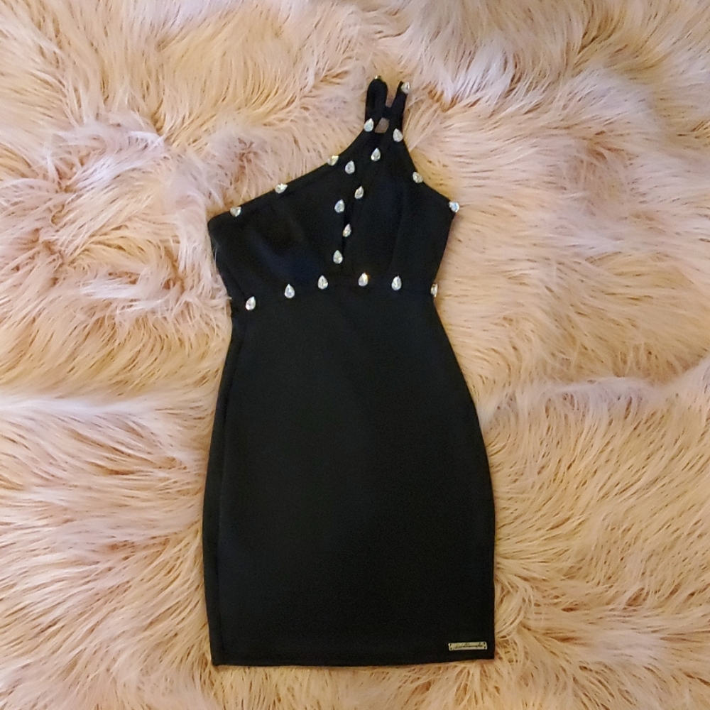 On shoulder rhinestones mini dress